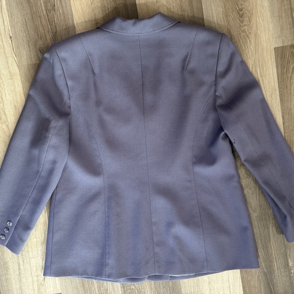Vintage Lavender Wool Single-Breasted Blazer - Picture 6 of 10